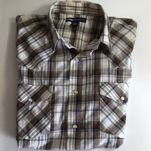 MWG Apparel Western Style Mens Button Down Shirt. Large